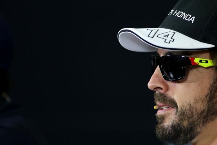 Alonso wearing sunglasses for eye infection
