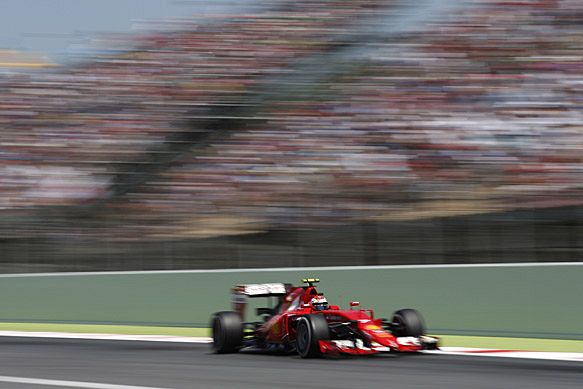 رايكونن ضحّى بنتيجته في سباق إسبانيا من أجل الفريق