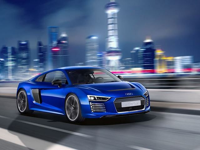 New Audi R8 e-tron is a proof that autonomous cars do not always suck!