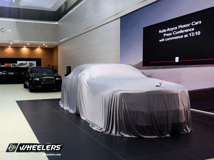 رولز-رويس موتور كارز تستعرض المعايير الجديدة للفخامة في مجال التصميم حسب الطلب في معرض دبي الدولي للسيارات